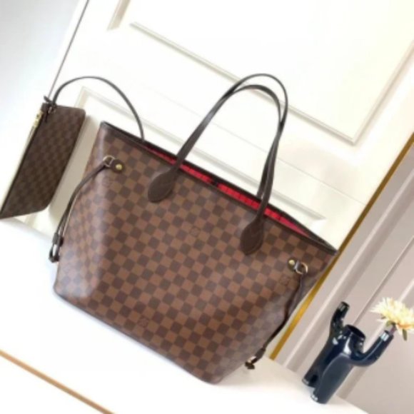 neverfull mm monogram cherry